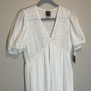 TAYLOR WHITE FLOWY TIERED SHORT SLEEVE DRESS